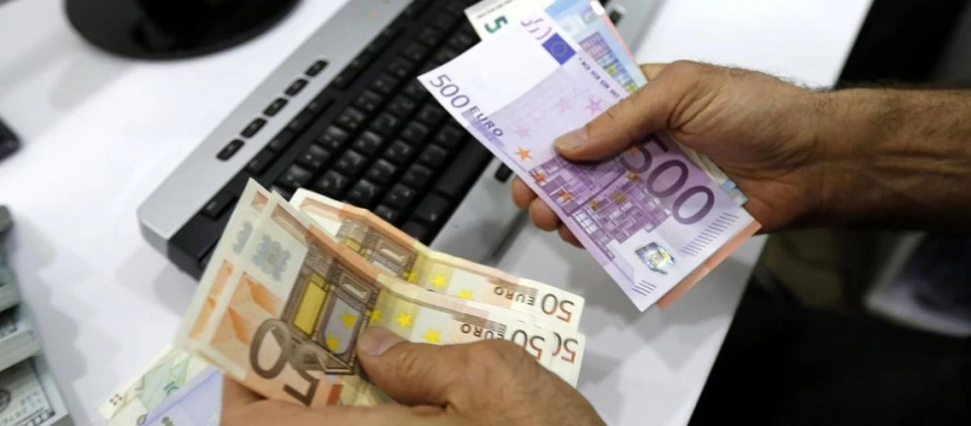 Επίδομα 800 ευρώ: Στο «τραπέζι» να δοθεί και τον Μάϊο